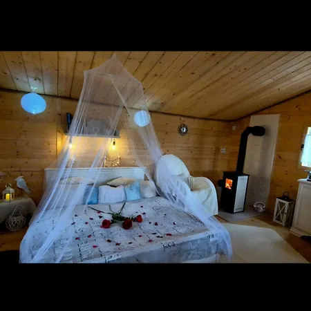 Tente de luxe Treehouse Vtacikovo