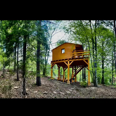 Treehouse Vtacikovo Tente de luxe Kežmarok